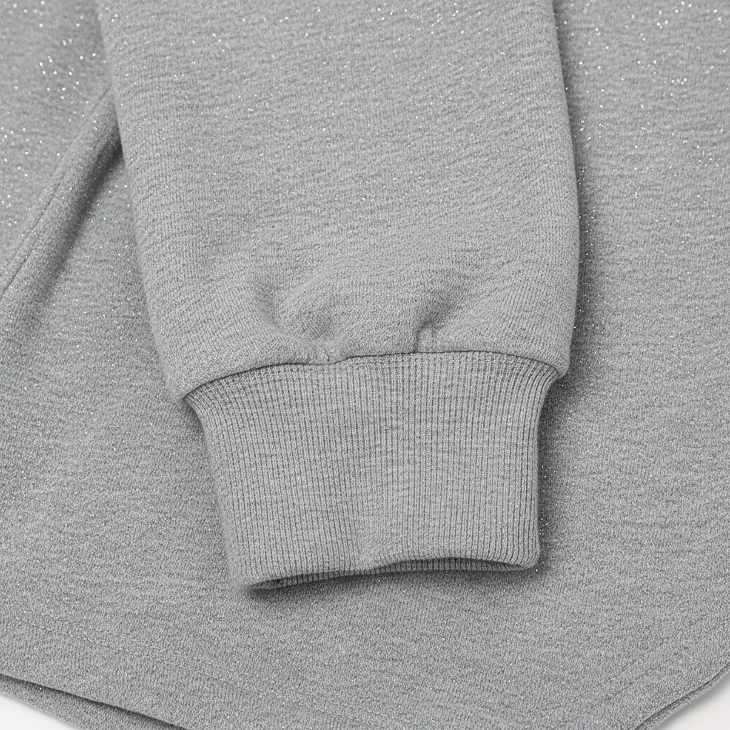 Sleeve cuff detail